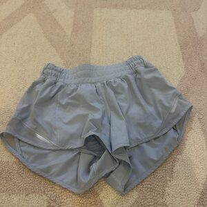 Lululemon blue hotty hot 2.5 inch shorts